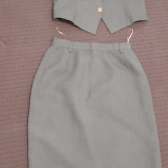 No longer require but I loved this look - Picture 3 of 5